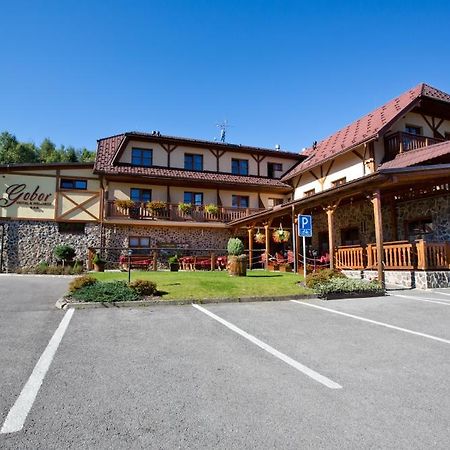 Vitanová Hotel Gobor מראה חיצוני תמונה