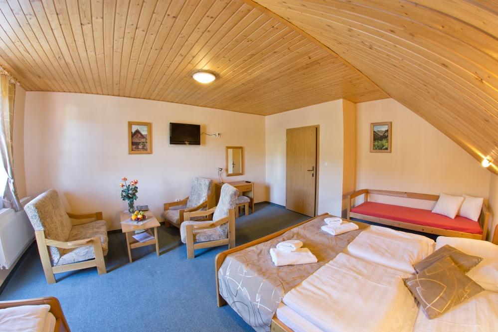 Vitanová Hotel Gobor מראה חיצוני תמונה