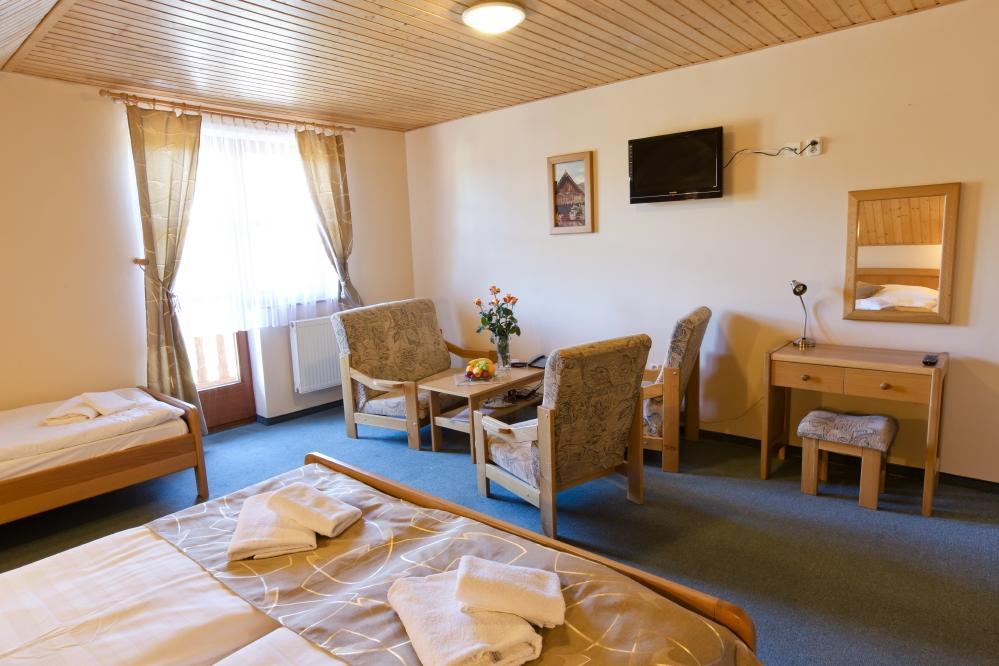 Vitanová Hotel Gobor מראה חיצוני תמונה